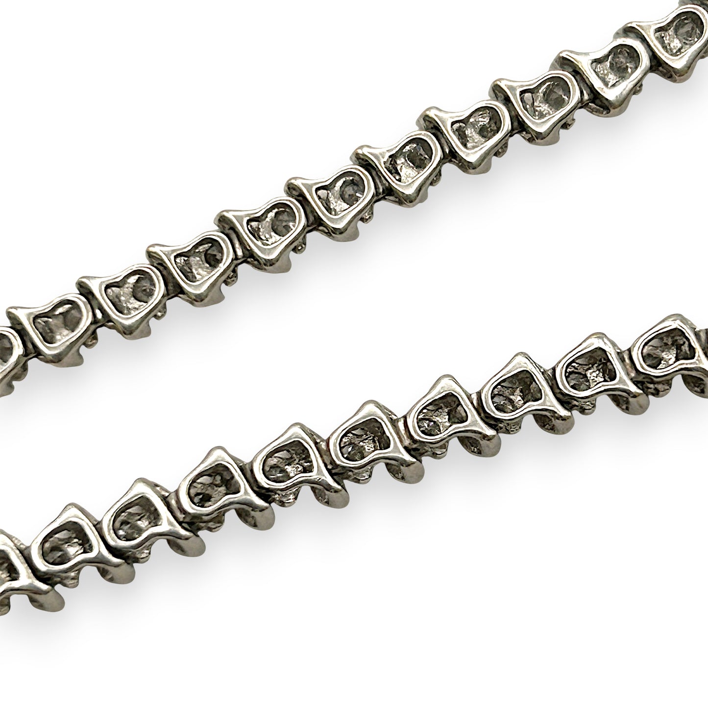 NZGD | 9ct White Gold Luminous Grace Tennis Bracelet 19cm