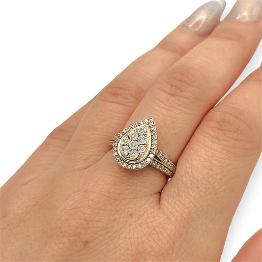 NZGD | 9ct Gold Starlit Teardrop Bloom Ring Valuation $1,850
