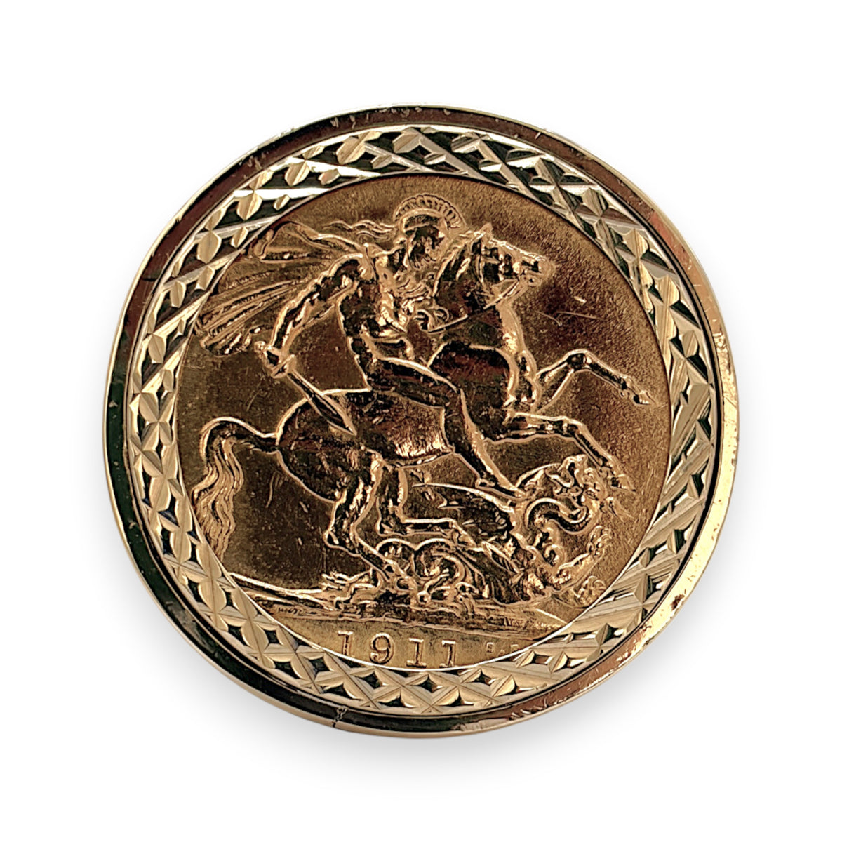 NZGD | 22ct 1911 Full Sovereign in 9ct Gold Majestic Heritage Ring Size S