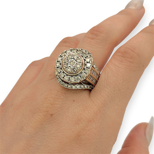 NZGD | 9ct Gold Majestic Diamond Constellation Ring Valuation $9,400
