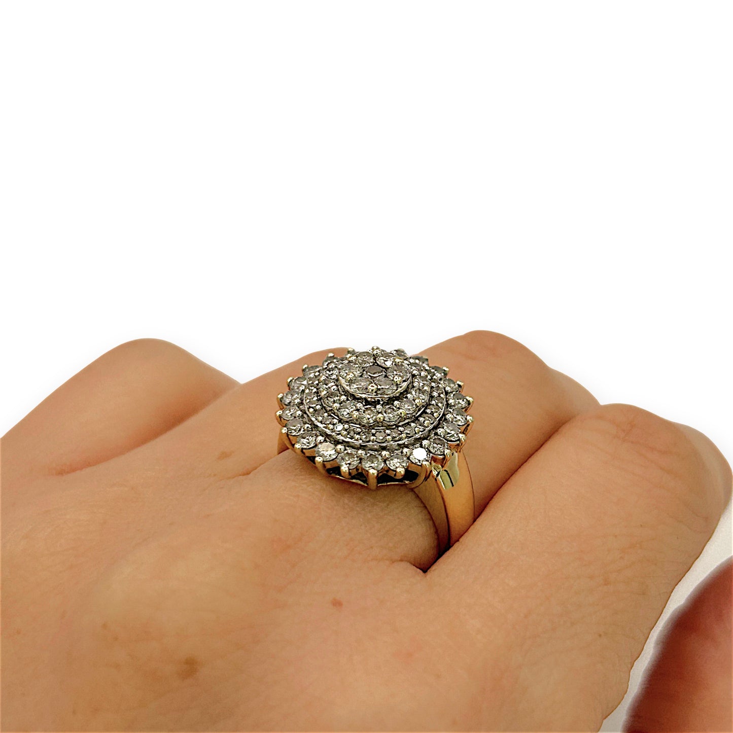 NZGD | 9ct Gold Aurora Bloom Diamond Ring Valuation $3,750
