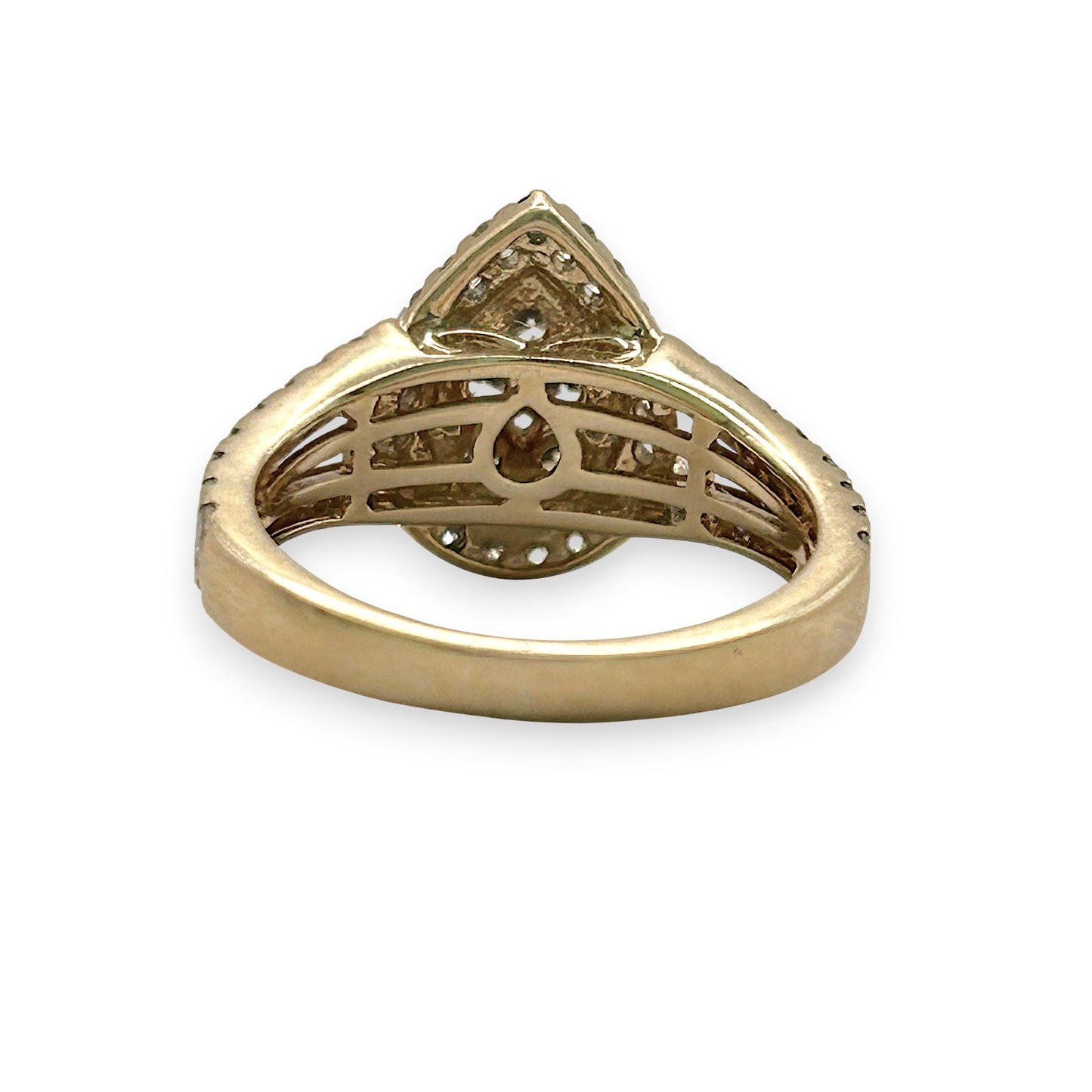 NZGD | 9ct Gold Teardrop Diamond Classic Ring Valuation $3,500