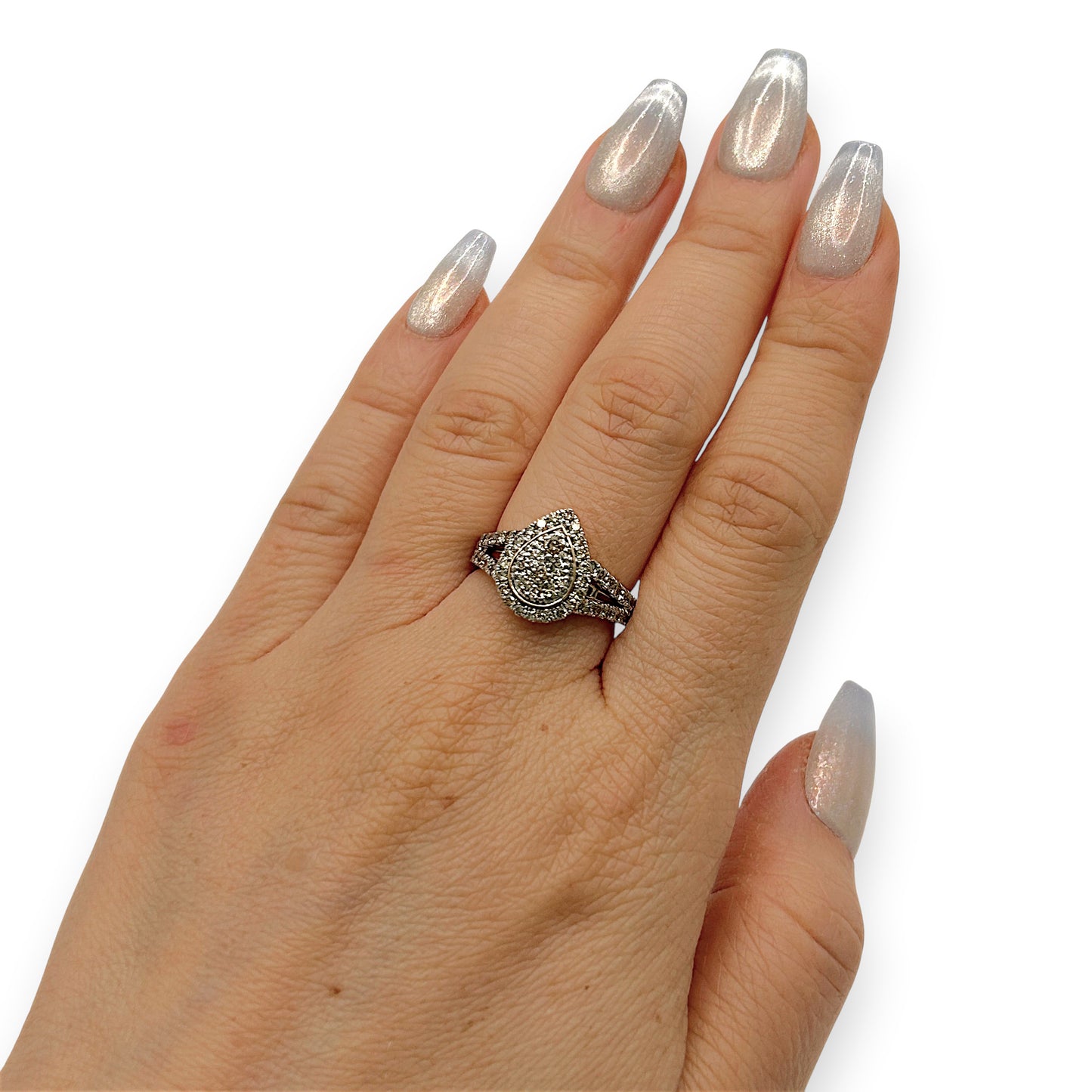 NZGD | 9ct Gold Teardrop Diamond Classic Ring Valuation $3,500