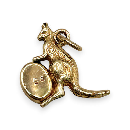 NZGD | 9ct Gold Midnight Kangaroo Opal Pendant 15.8mm