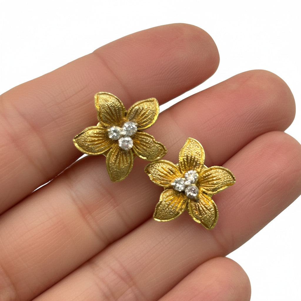 NZGD | 14ct Gold Floral Dawn Diamond Petal Earrings