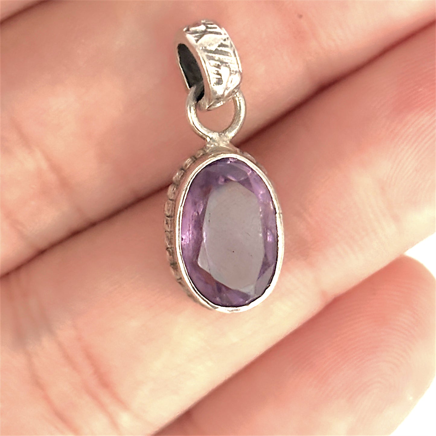 SILVER DEAL | Sterling Silver Viola Grace Pendant wtih Amethyst