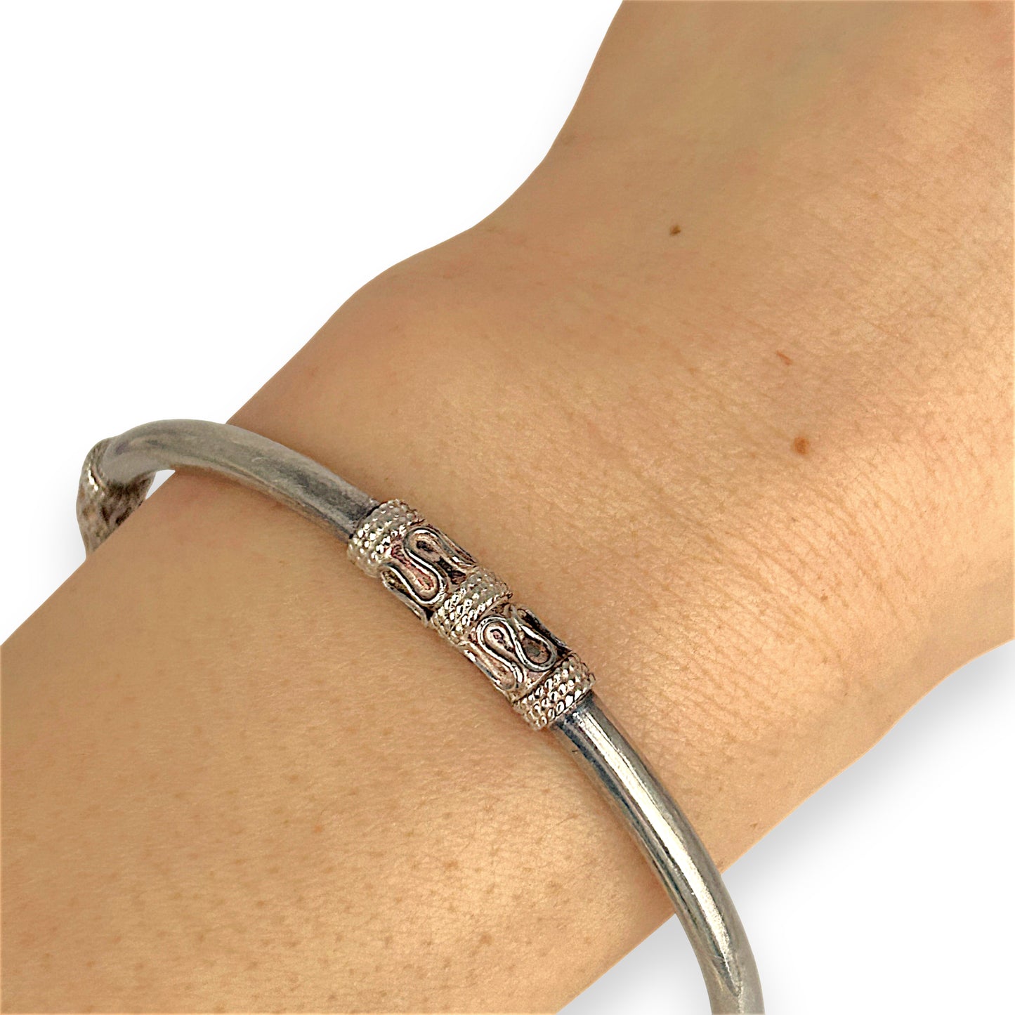 SILVER DEAL | Sterling Silver Raised Pattern Bangle 62.7mm
