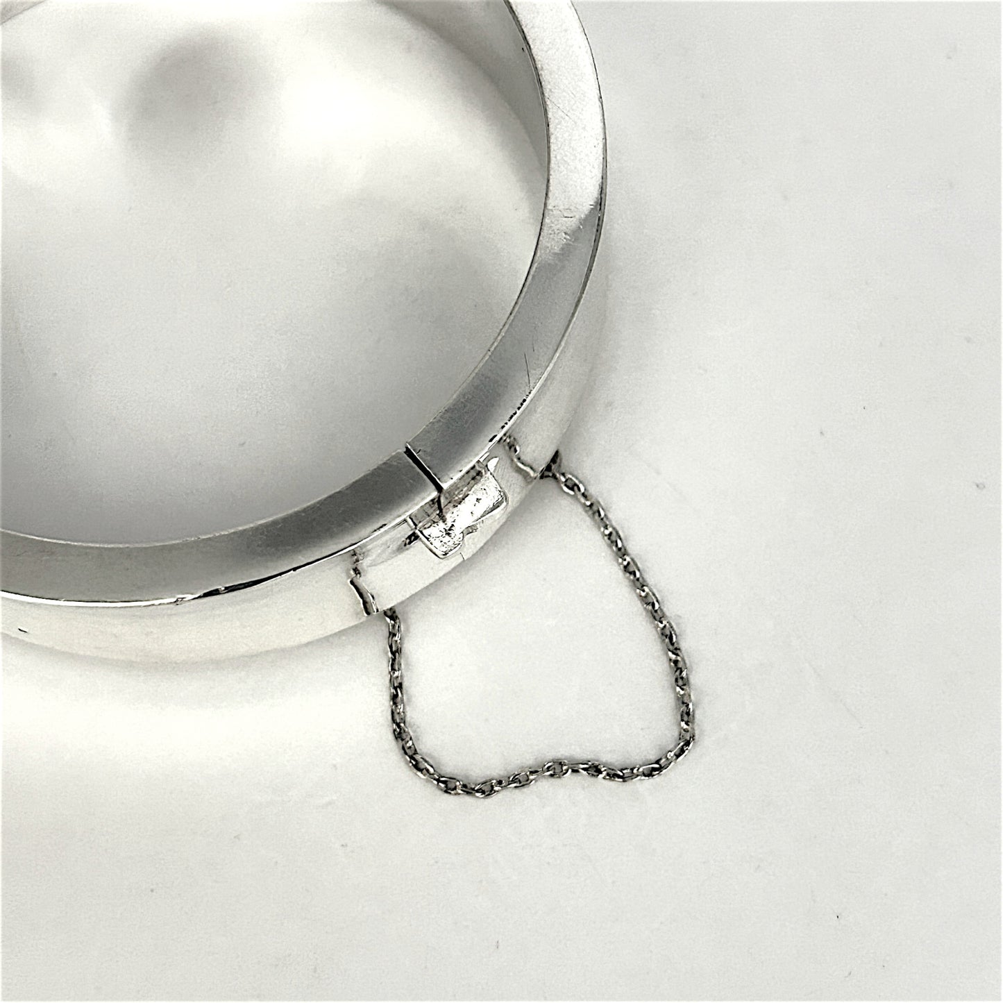 SILVER DEAL | Sterling Silver Contour Bold Bangle 59.8mm