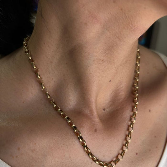 9ct Gold Belcher Oval Chain 45cm long, Valuation $3,850. R # 259