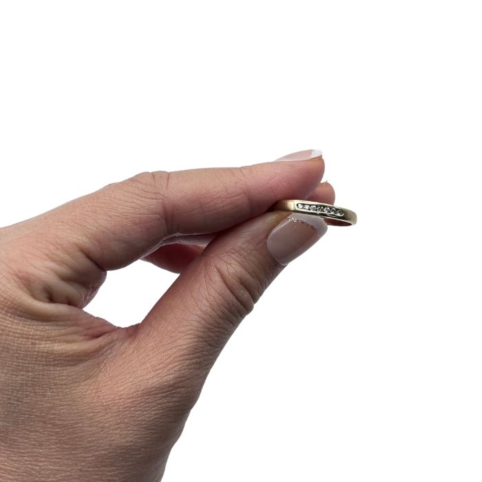 Timeless 9ct Gold Slim Band with Diamond Elegance