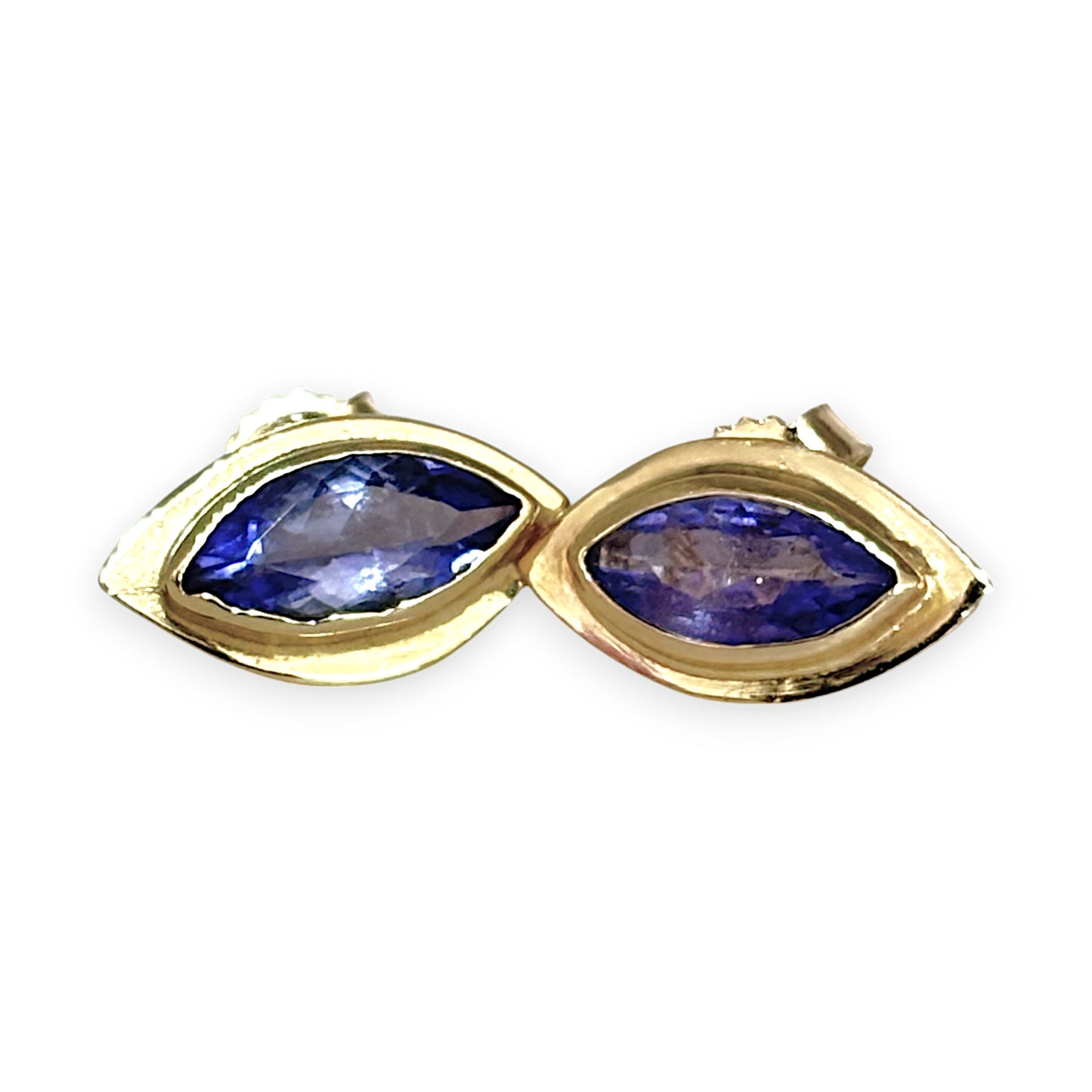 GOLD DEAL | 14ct (14K) Gold Coral Stud Earrings