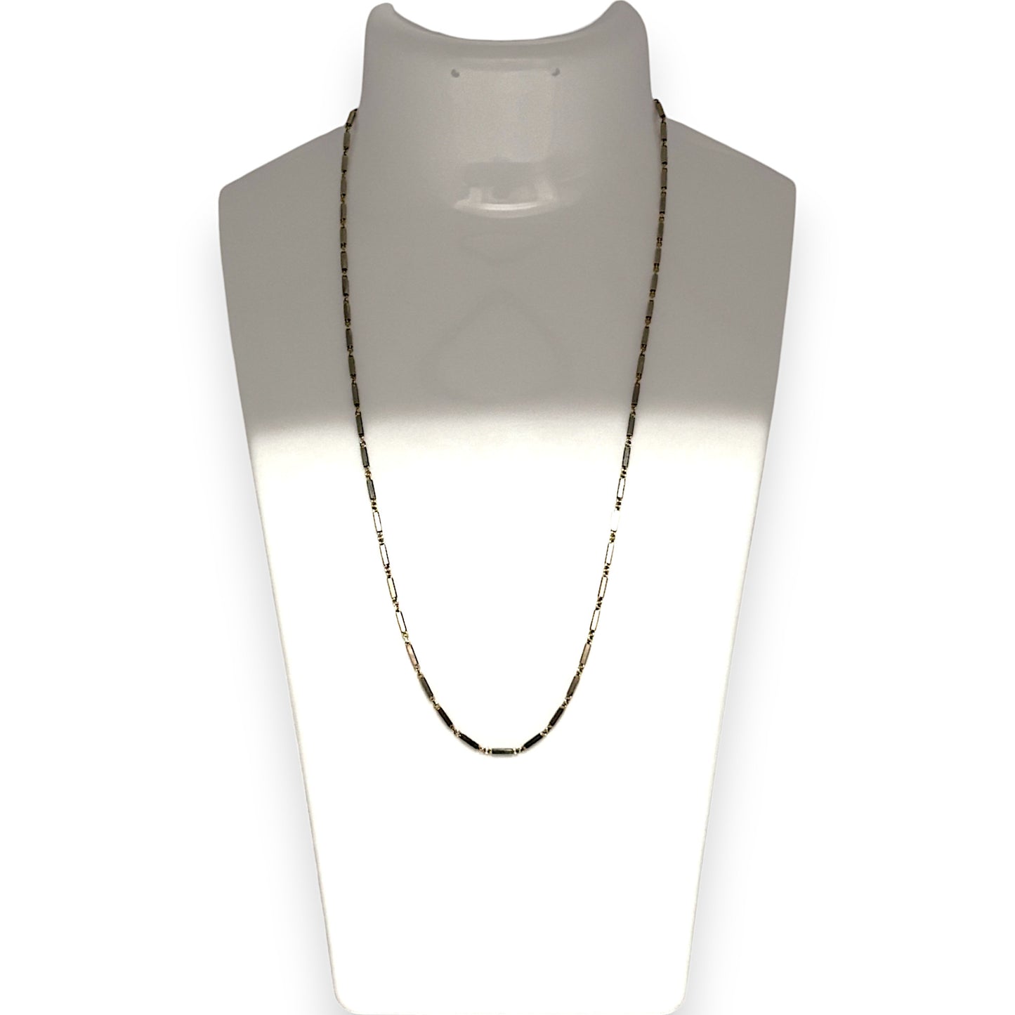 18ct Bar Link Chain Length 40cm. R # 761