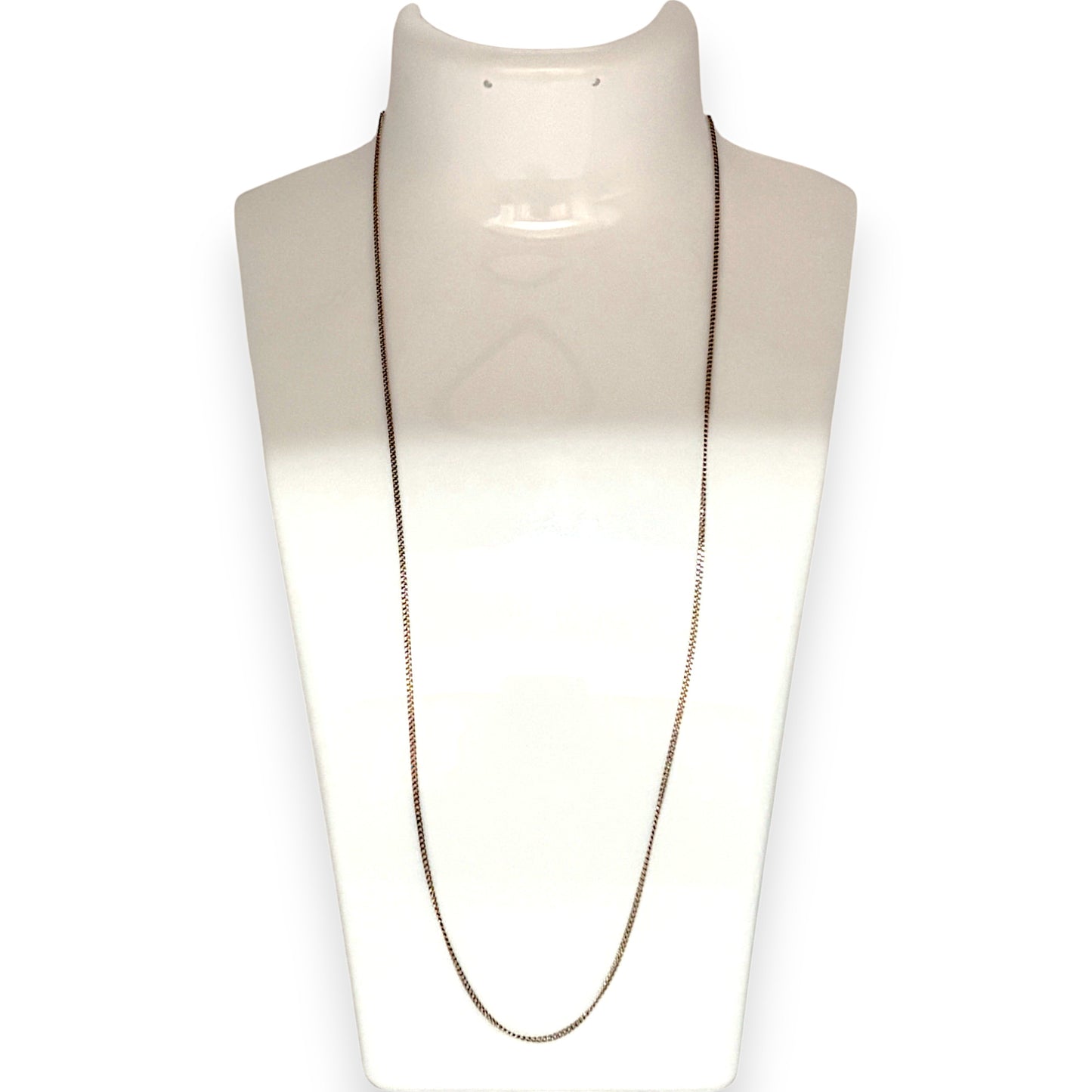 9ct Gold Curb Link Light Weight Solid Chain Length 48cm. R # 773
