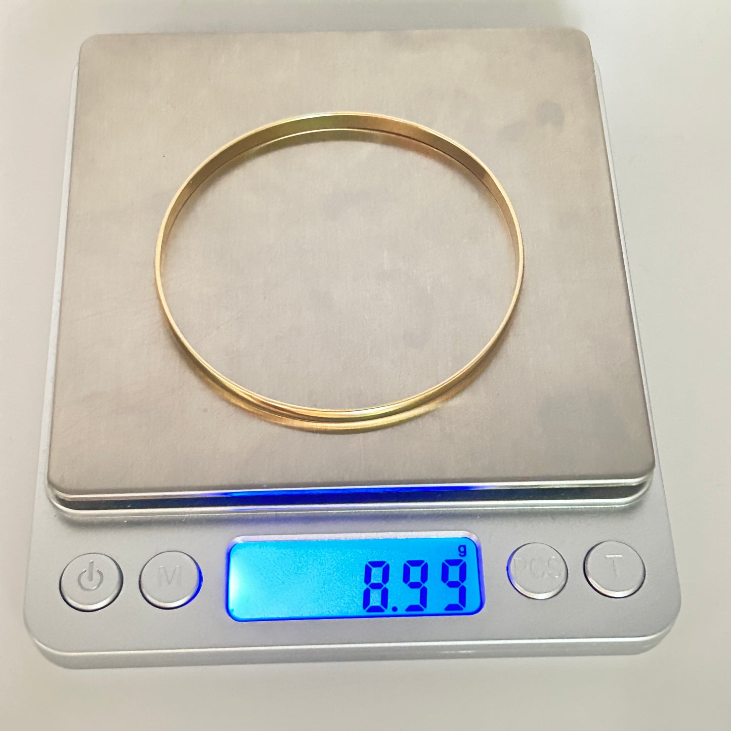 GOLD DEAL | 9ct (9K) Gold 64.6cm Classic Radiance Bangle