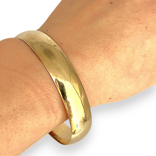 GOLD DEAL | FLASH SALE 9ct (9K) Gold MICHAEL HILL 66mm Classic Oval Bangle - Vintage Style