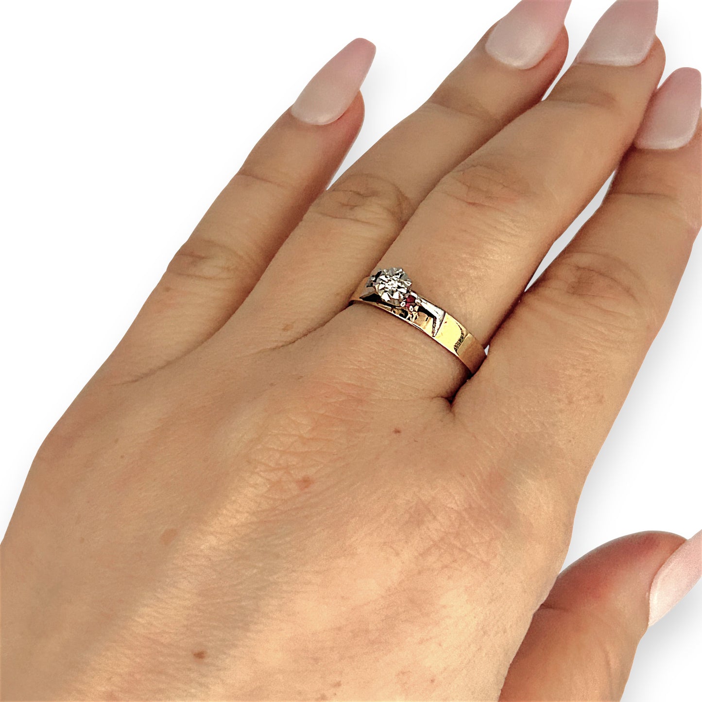 GOLD DEAL | 9ct (9K) Y/W Gold Vintage Diamond & Ruby Trio Ring Size O