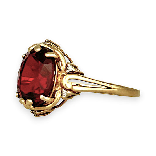 GOLD DEAL | 9K Gold Prominent Ruby Ring