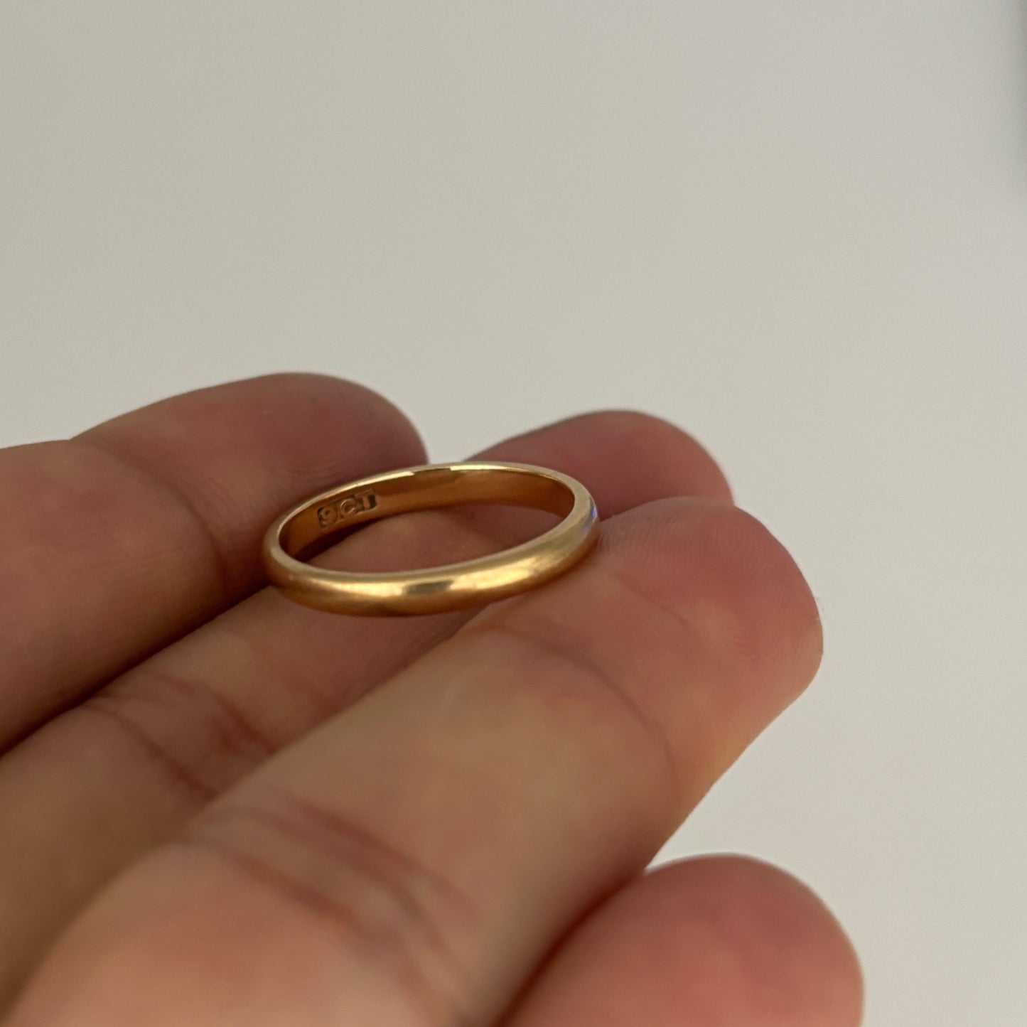 GOLD DEAL | 9ct (9K) Gold 2.9mm Minimalist Slim Plain Band Ring Size P
