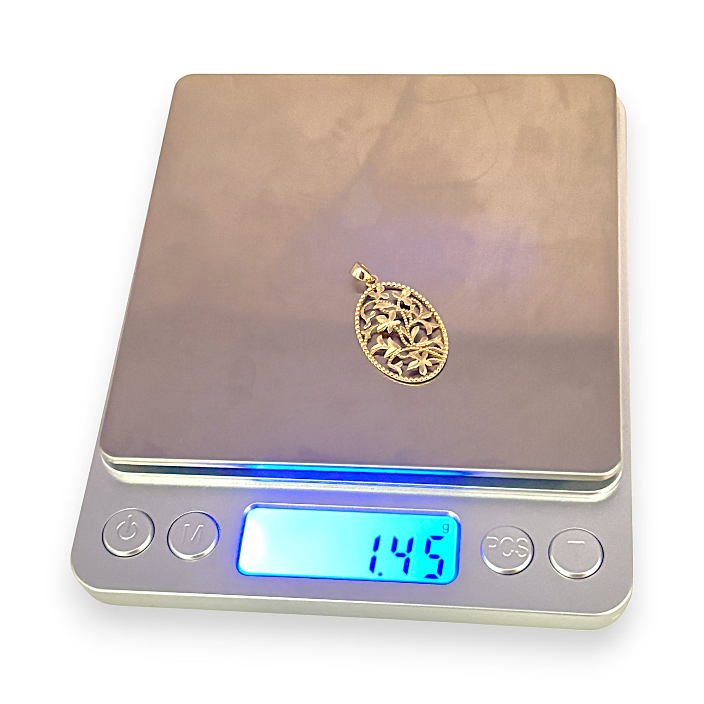 GOLD DEAL | 9ct Gold Floral Filigree Oval Pendant