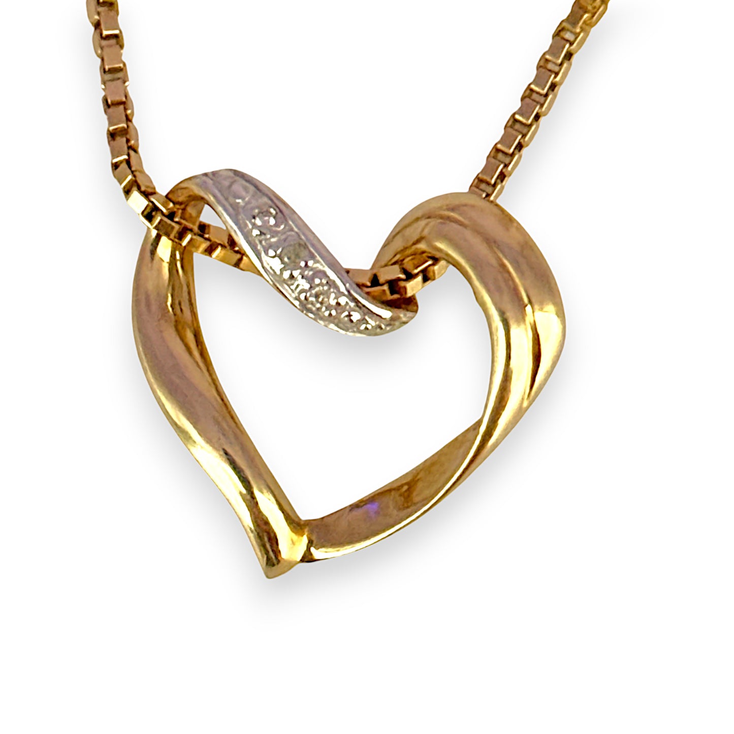 GOLD DEAL | 9ct Y/W Gold Two-Tone Open Heart Pendant