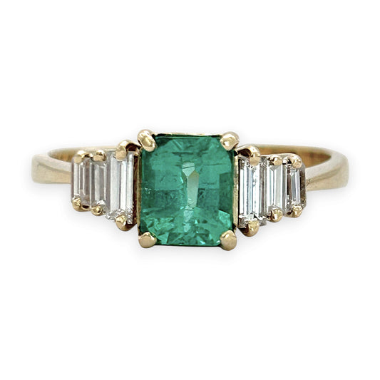 NZGD | 9ct Gold Emerald Majesty Ring Valuation $8,300