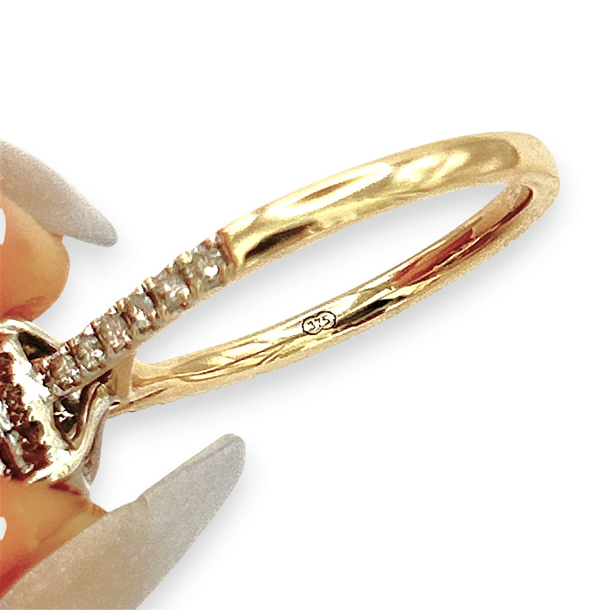 NZGD | 9ct Gold Starlight Bloom Diamond Ring Valuation $2,150