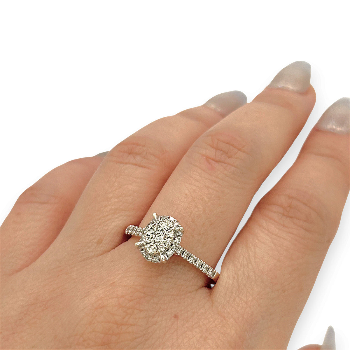 NZGD | 9ct Gold Starlight Bloom Diamond Ring Valuation $2,150