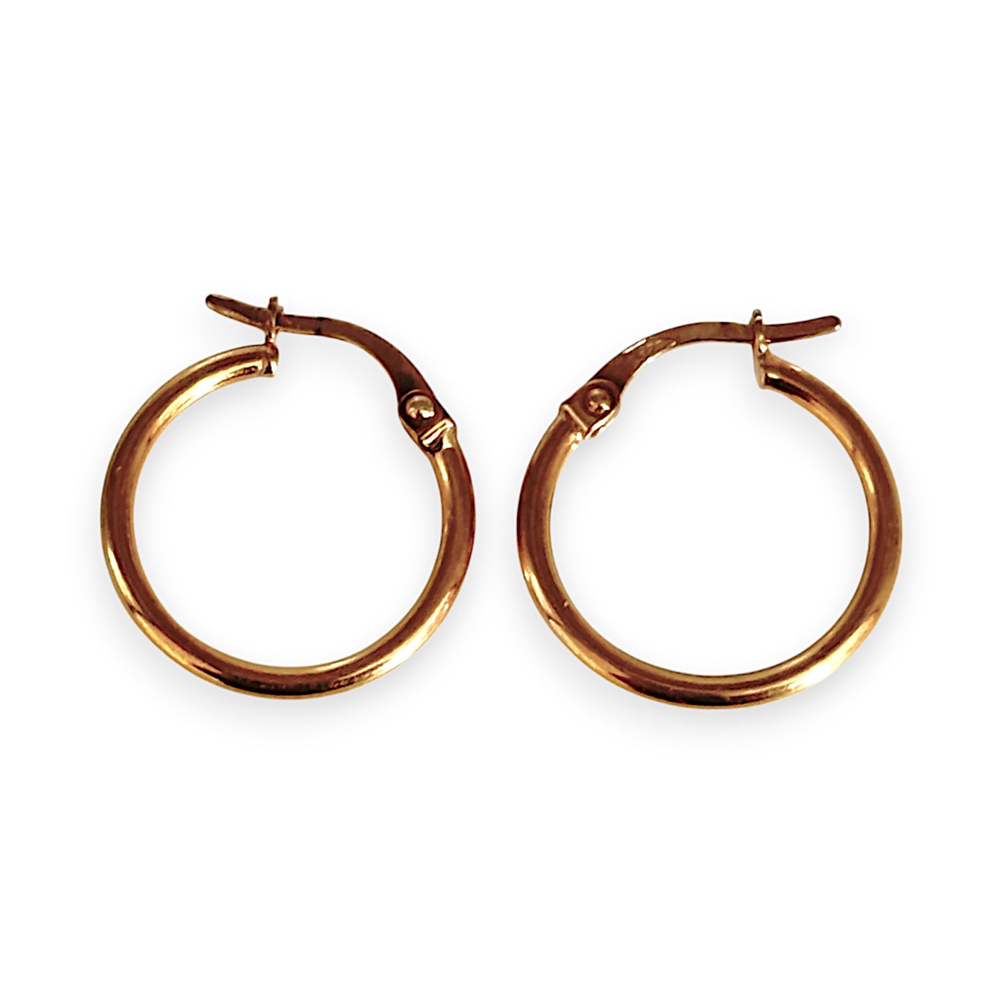 9ct Gold Soft Round Hoop Earrings. R # 705